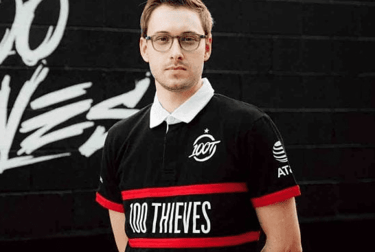 BJERGSEN BİR KEZ DAHA PROFESYONEL OYUNCULUĞU BIRAKTIĞINI DUYURDU!